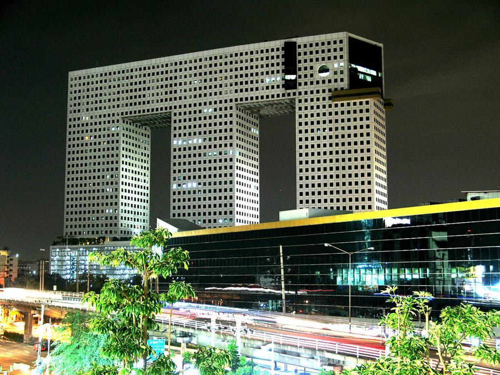 Iyarin @ Tuk Chang Hotel Bangkok Eksteriør billede